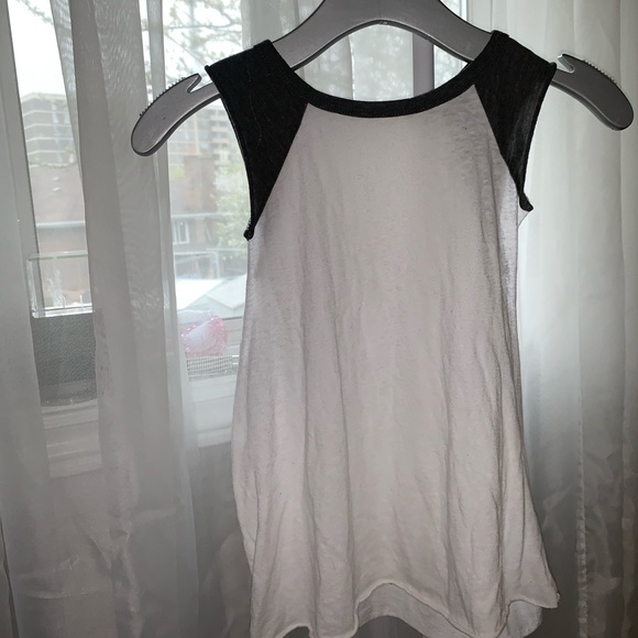 Women’s muscle tee - Picture 3 of 6